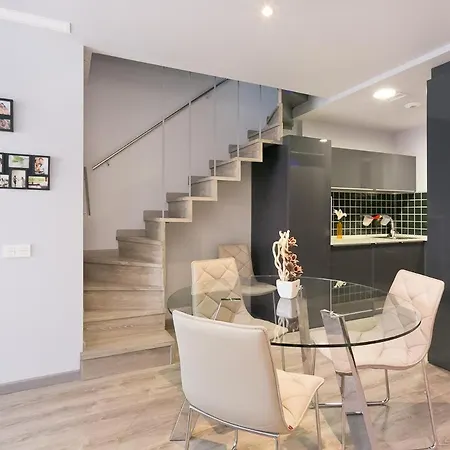 Estupendo Penthouse 2 , 1 Bano Wifi Apartment