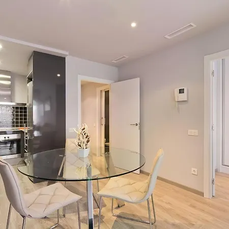 Apartment Estupendo Penthouse 2 , 1 Bano Wifi