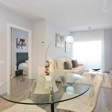 Apartment Estupendo Penthouse 2 , 1 Bano Wifi Malaga